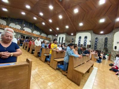 Dom Amilton celebra o 5º dia da Novena de Nossa Senhora Aparecida em Laranjeiras do Sul